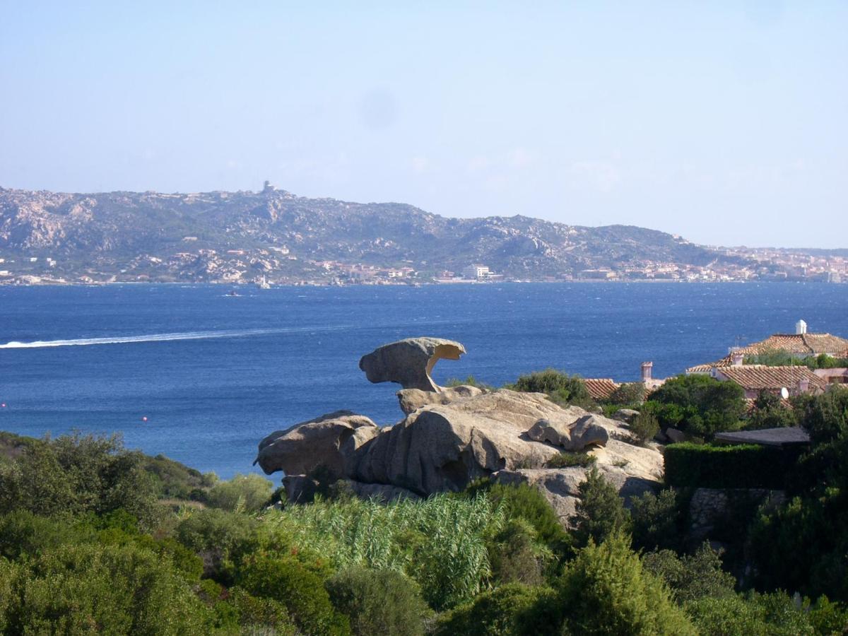 Villetta con giardino a budoni Esterno foto